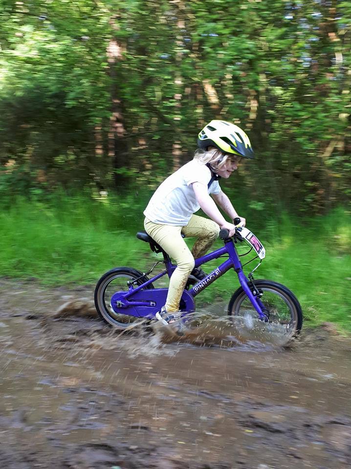 Pinnacle girls bike top rated girls bikes as recommended by girls who ride bikes