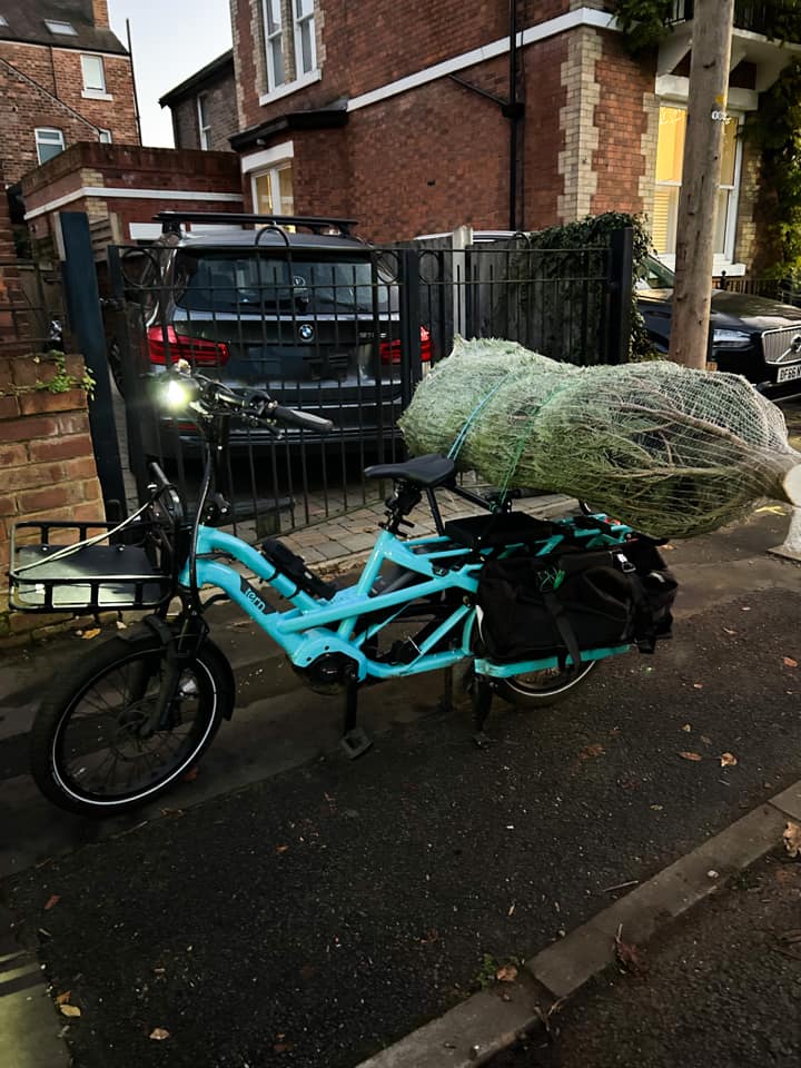Tern GSD cargo bike with christmas tree Tern GSD cargo bike with christmas tree