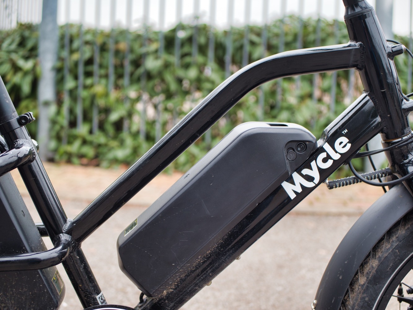 Mycle cargo bike up close Do you need to splash out on an expensive cargo bike?