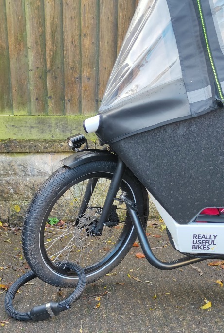 Front wheel of Urban Arrow 